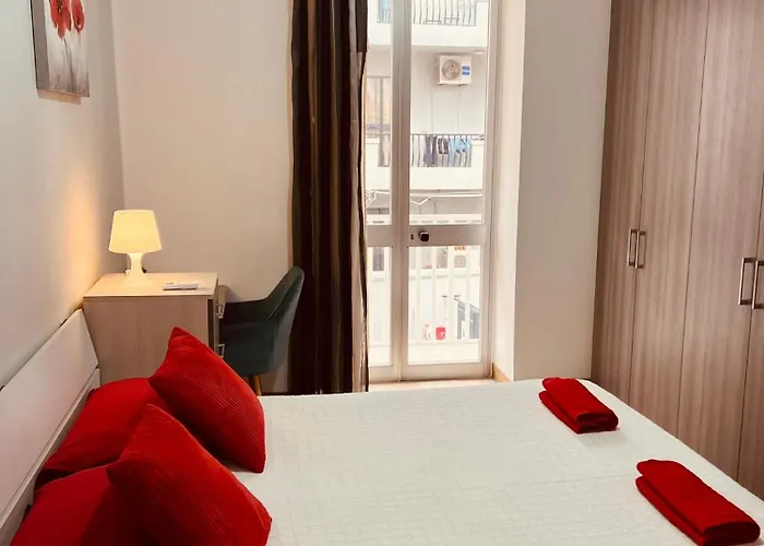 民宿 With Shared Bathroom In A Shared Flat *