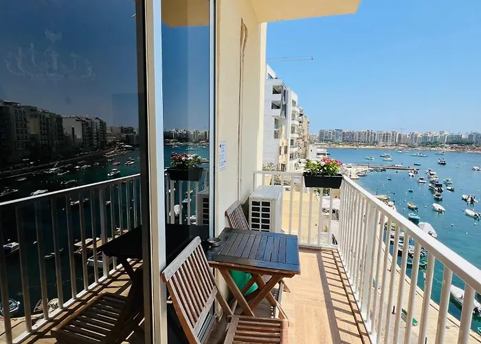 With Shared Bathroom In A Shared Flat